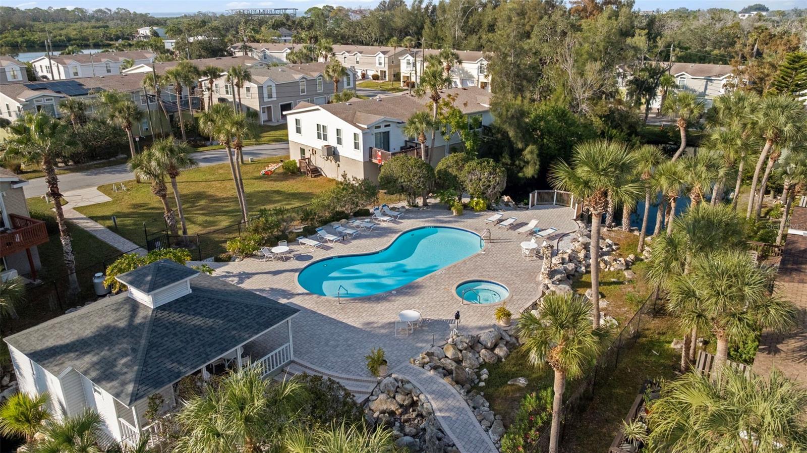 INDIAN TRACE - Residential