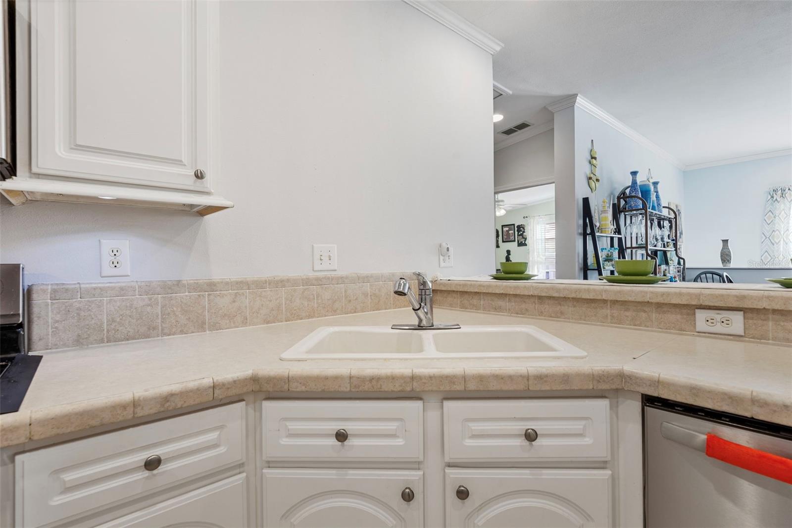 INDIAN TRACE - Residential