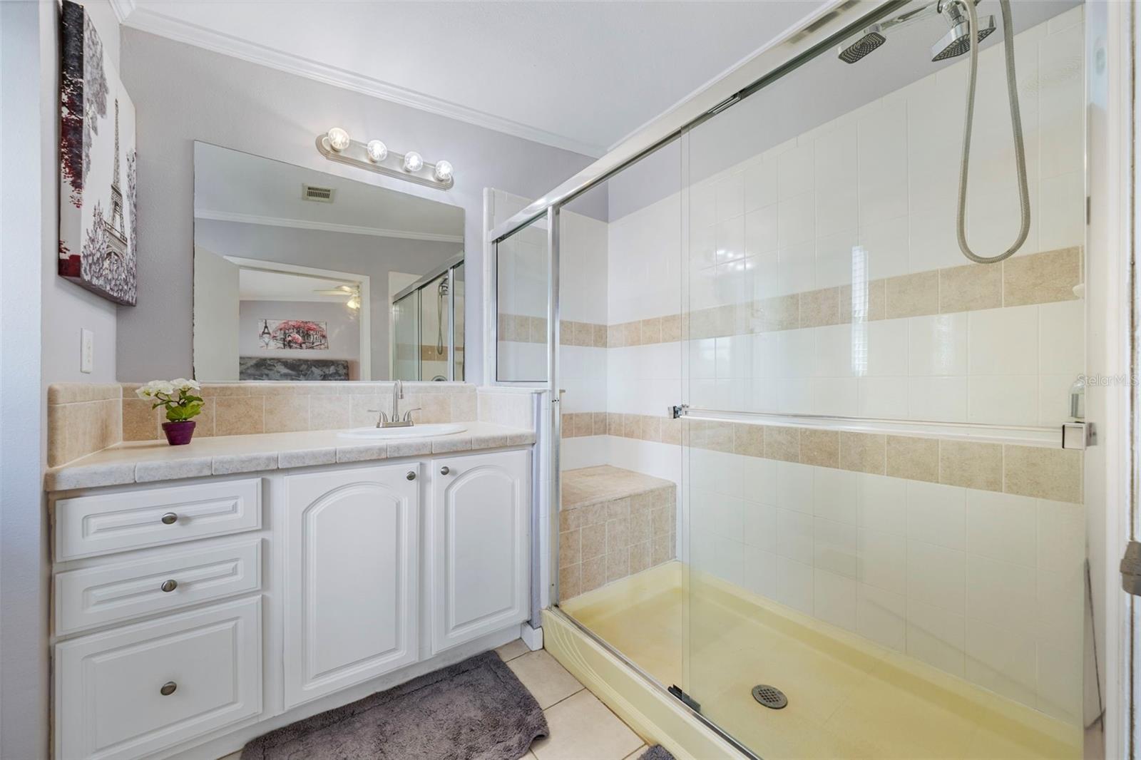 INDIAN TRACE - Residential