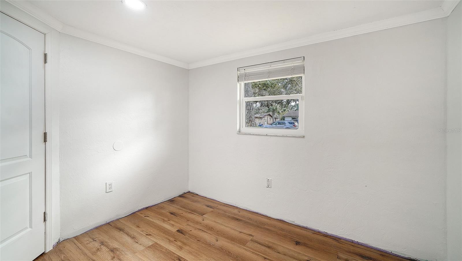 EAST VENICE - Residential