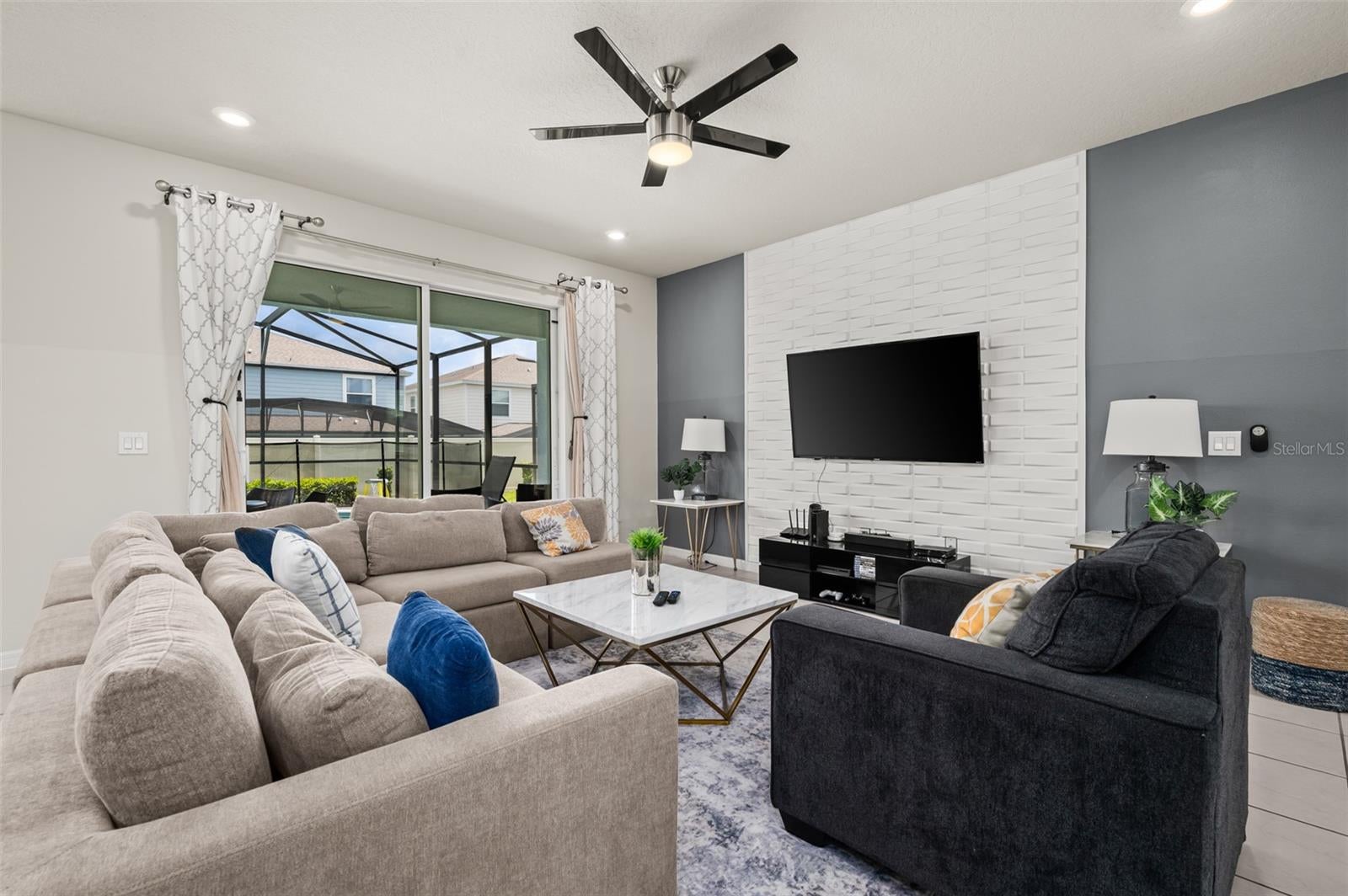 1607 KONA LANE