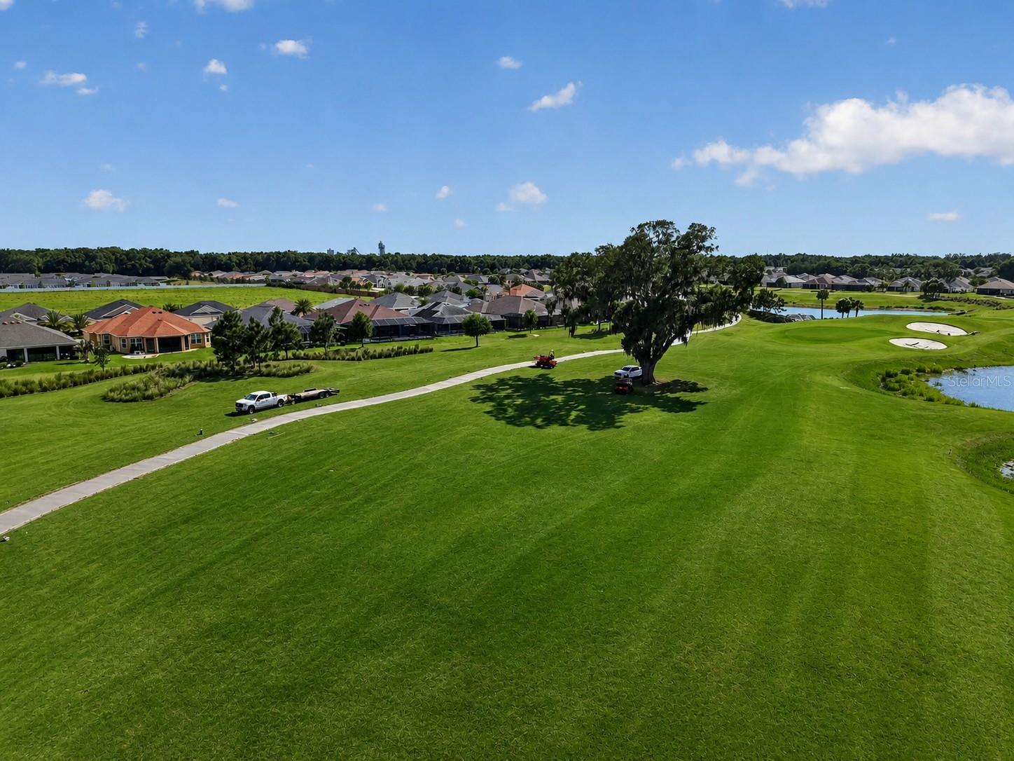 VILLAGES/SOUTHERN OAKS UN #15 - Residential