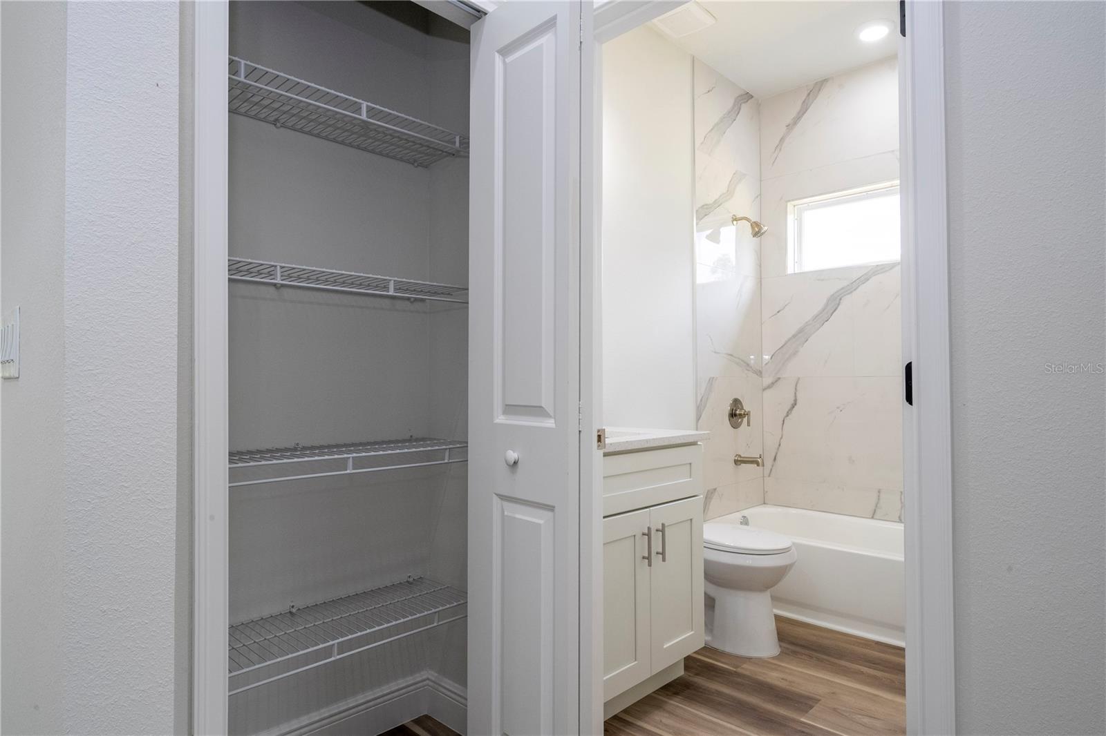 MARION OAKS UN ONE - Residential