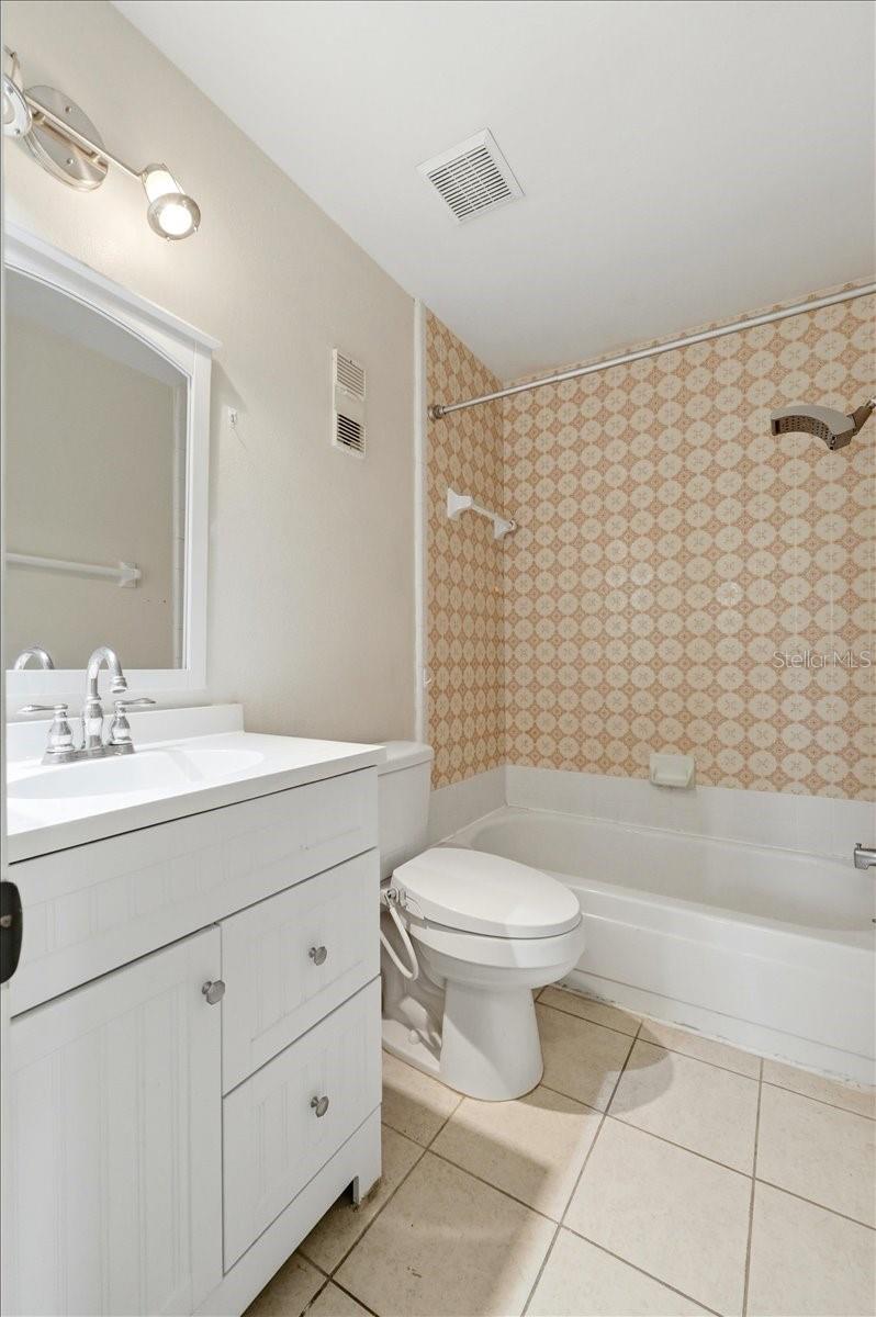 LIBERTY SQUARE CONDO - Residential