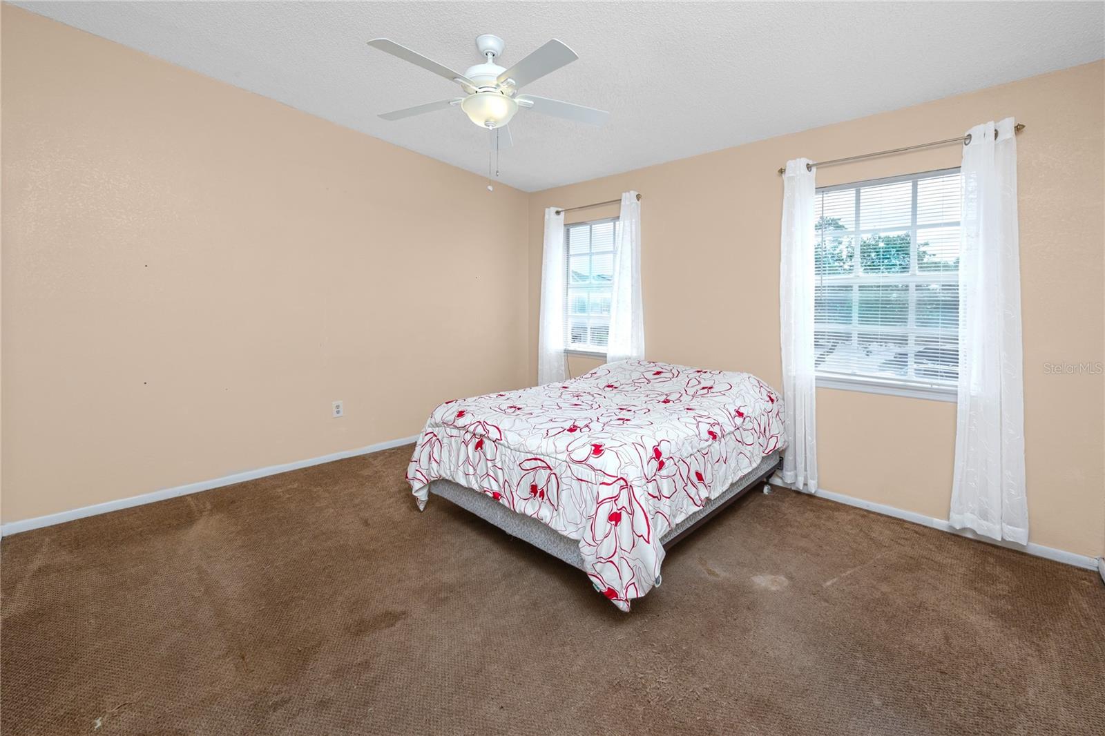 PINEBROOK ESTATES - Residential