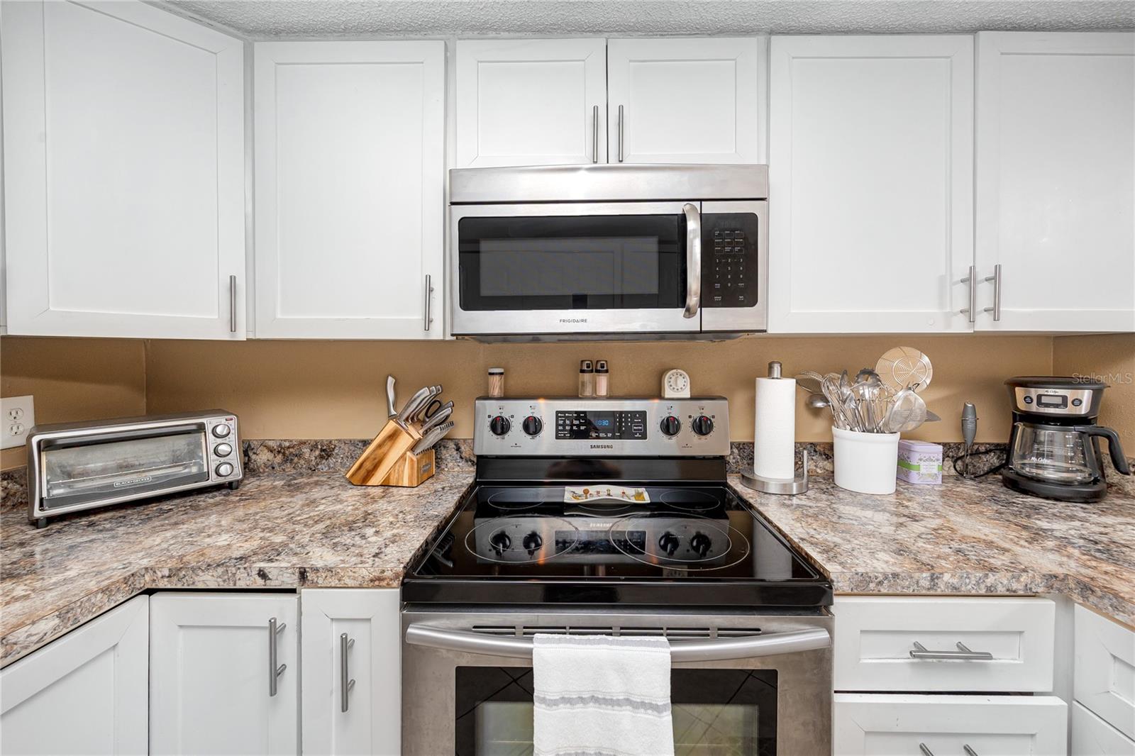 PINEBROOK ESTATES - Residential