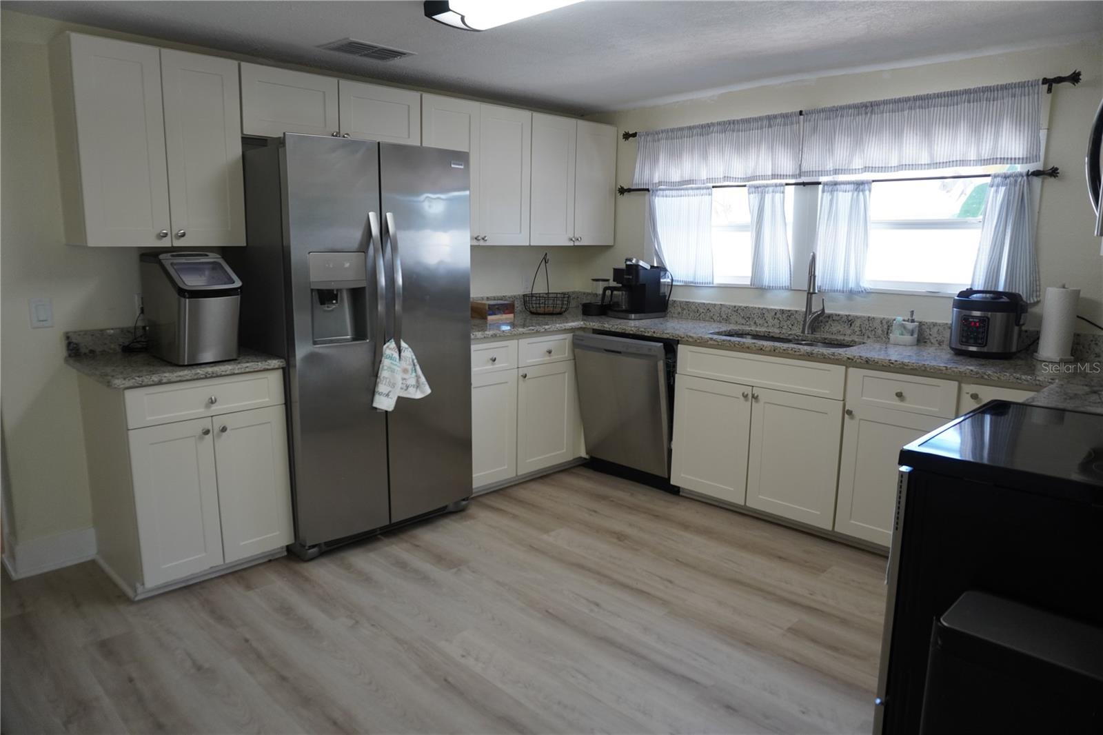 JACKSON HIGHLANDS - Residential