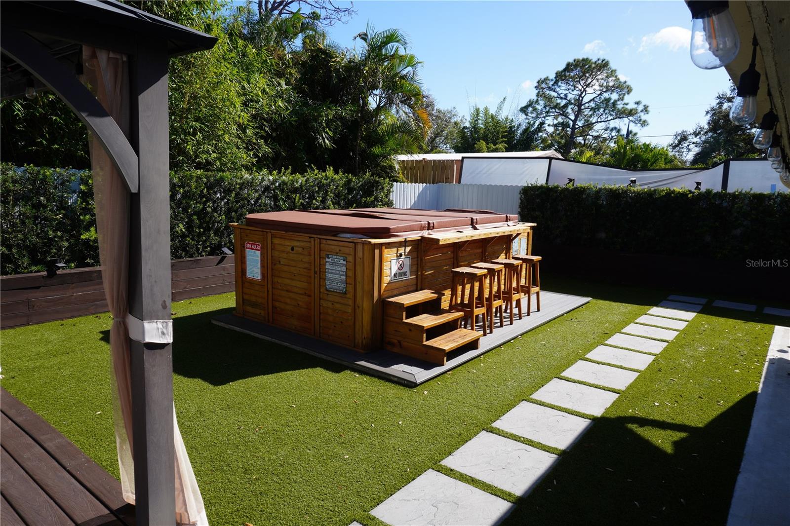 JACKSON HIGHLANDS - Residential