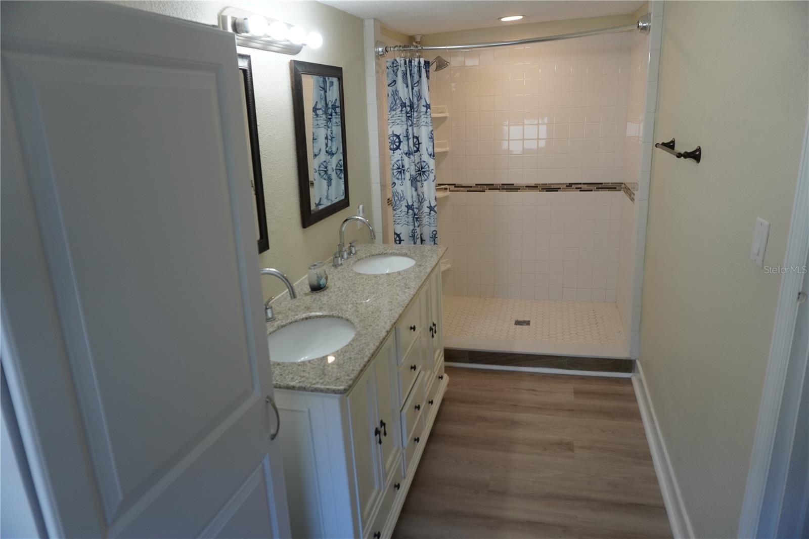 JACKSON HIGHLANDS - Residential