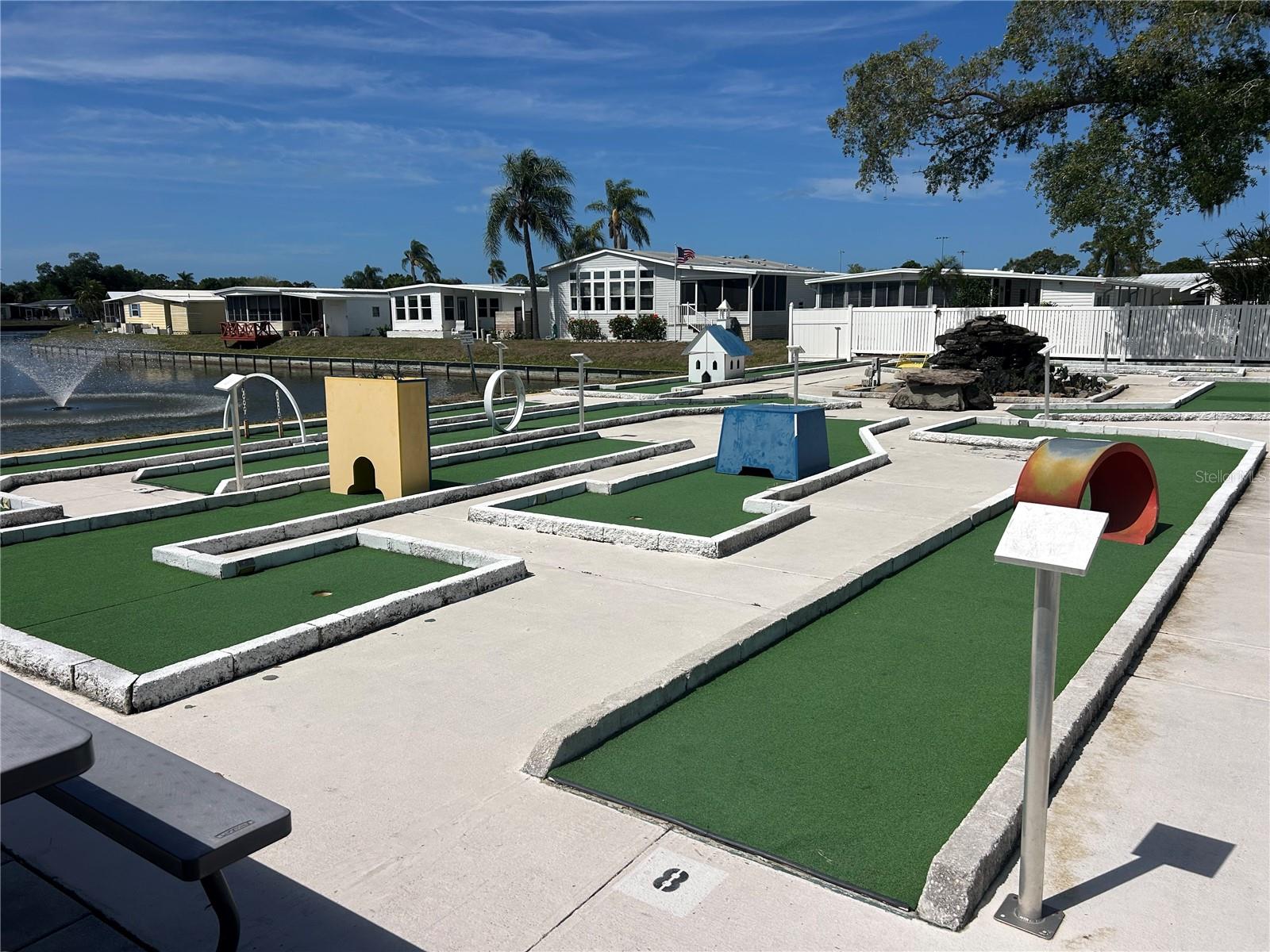 OAKWOOD MANOR - Residential