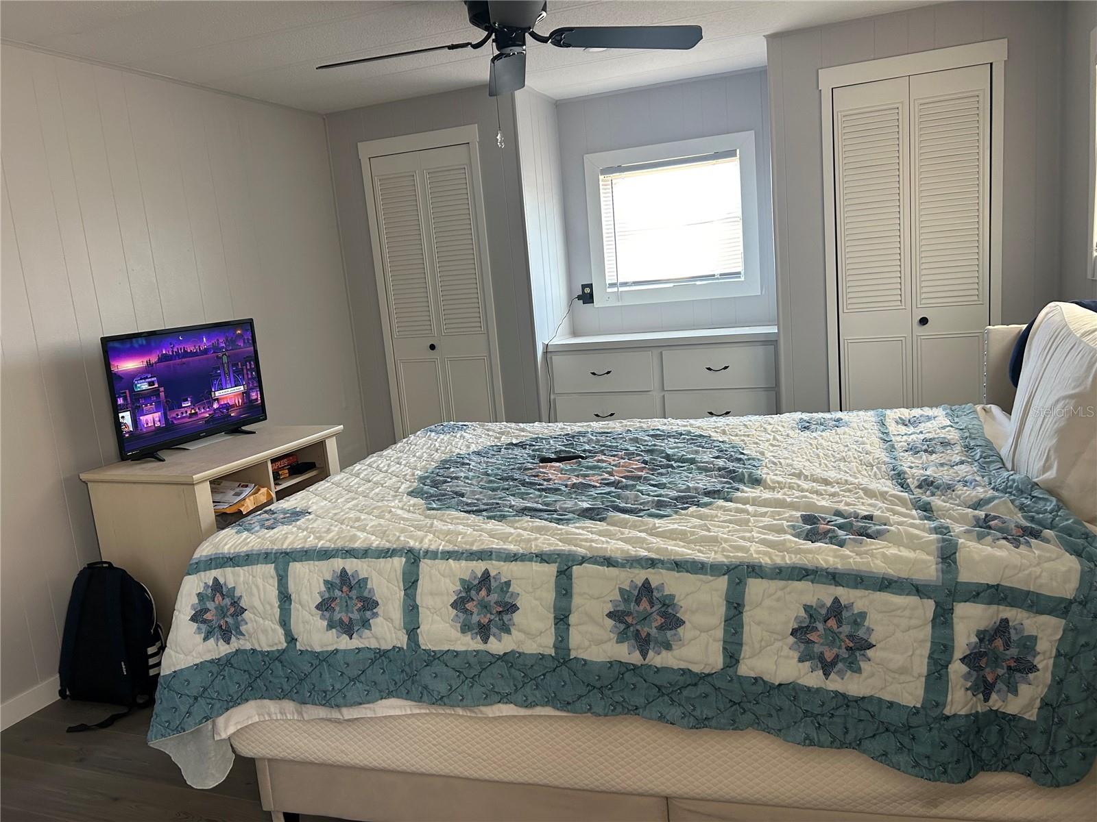 OAKWOOD MANOR - Residential