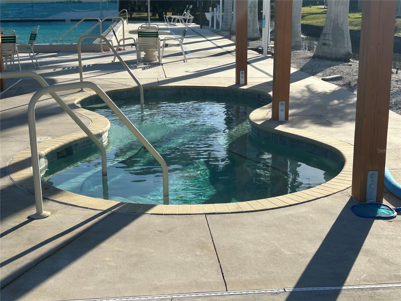 OAKWOOD MANOR - Residential