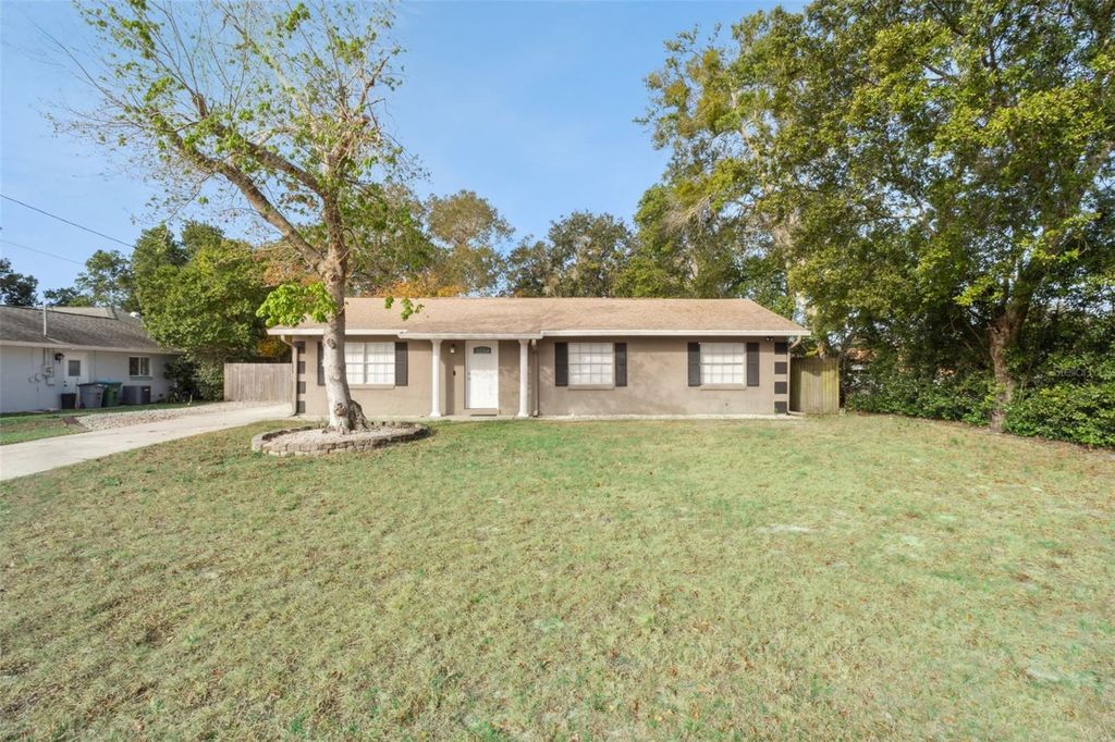 Photo of 2102 Nedra Avenue, Deltona, FL 32725 (MLS # O6377432)