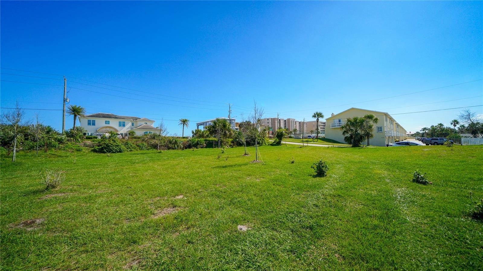 LIGHTHOUSE SHORES - Residential