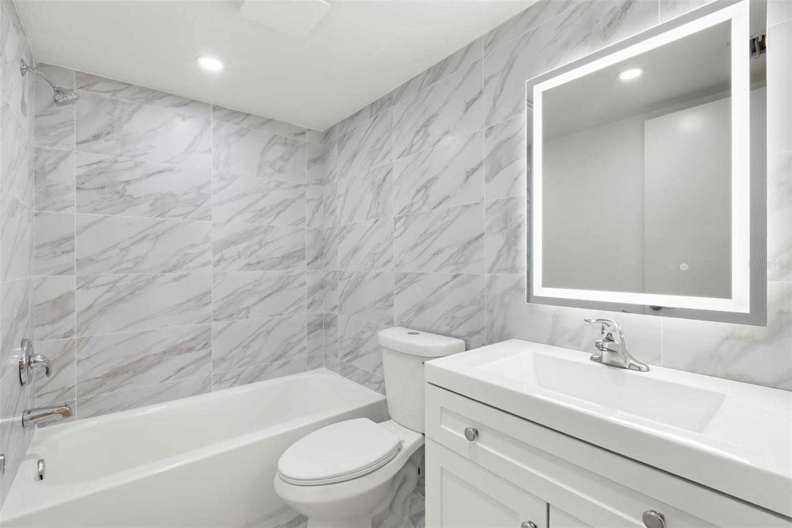 TARPON COVE CONDO - Residential