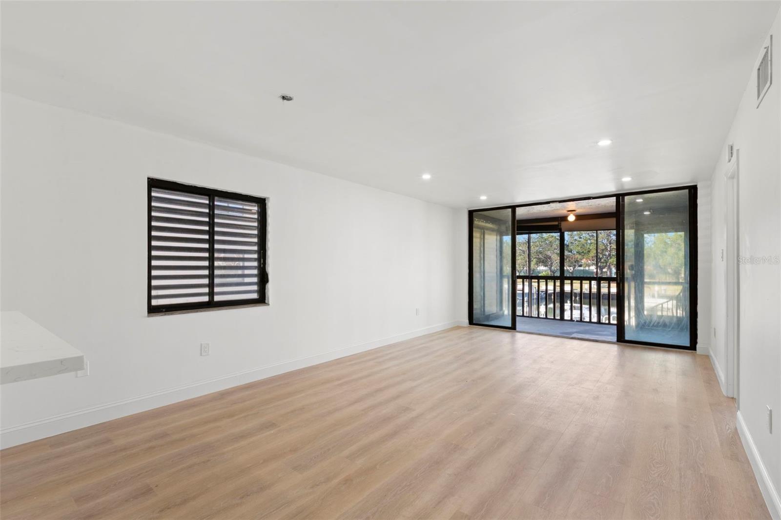 TARPON COVE CONDO - Residential