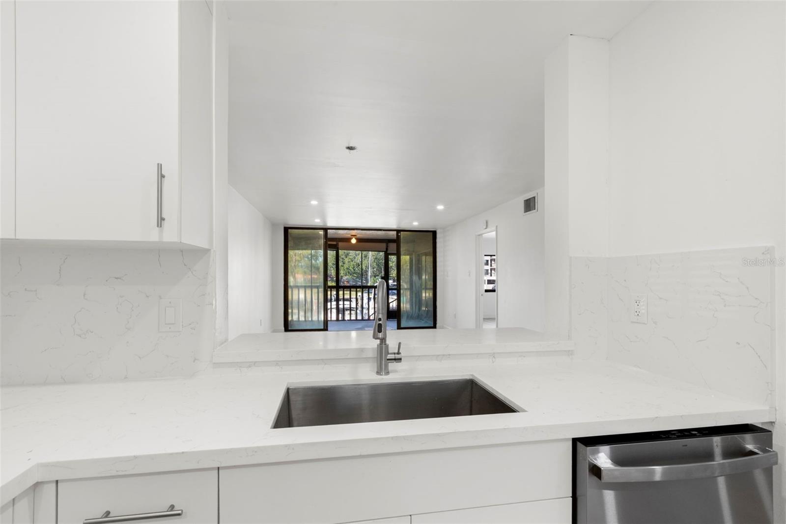 TARPON COVE CONDO - Residential