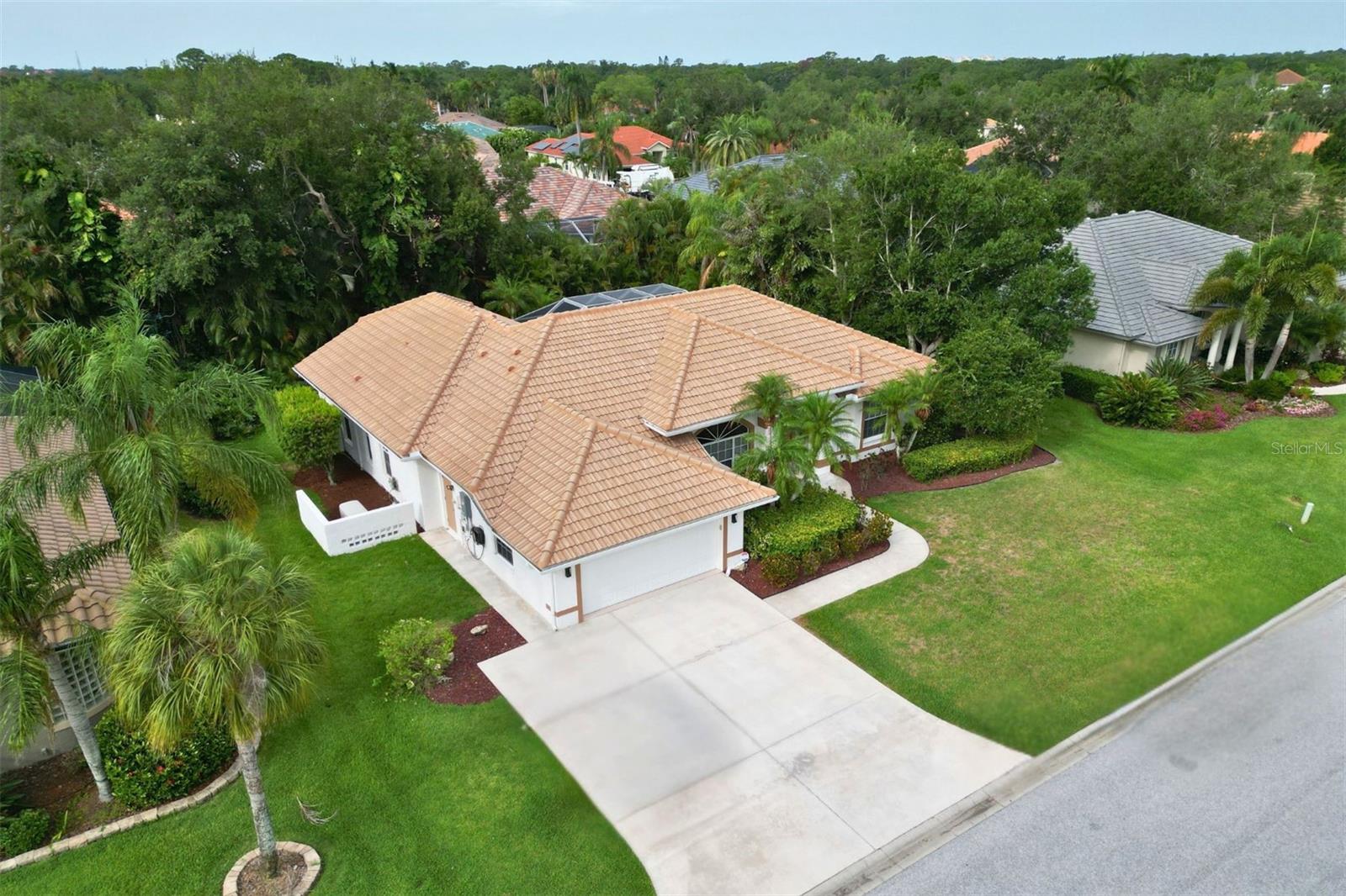 4824 HANGING MOSS LANE