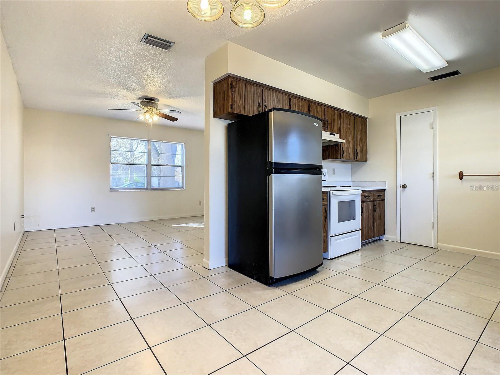 430 SHORT DRIVE