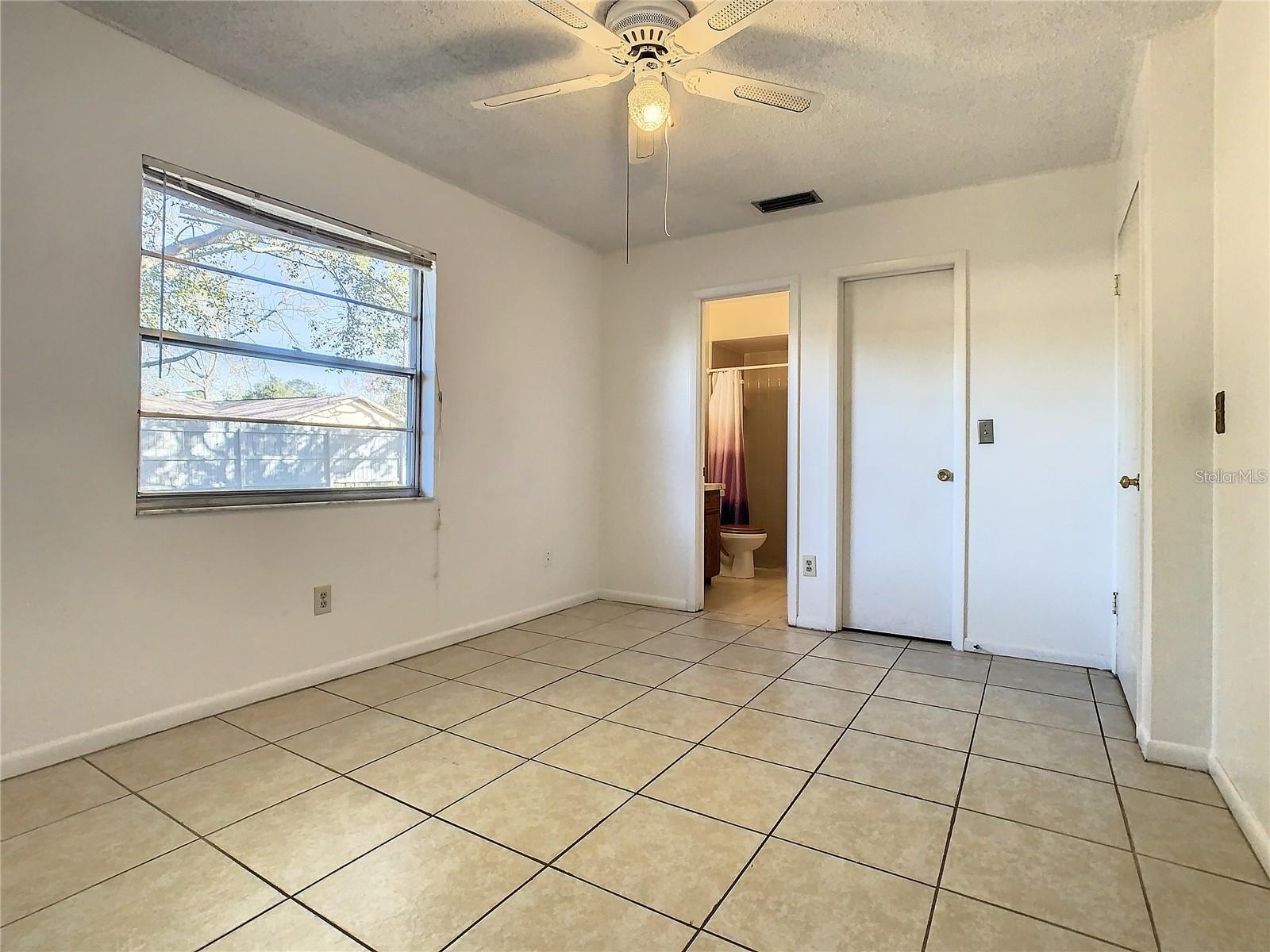 430 SHORT DRIVE