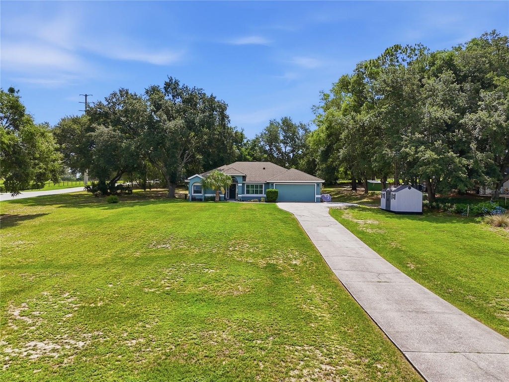Photo of 18224 E Apshawa Road, Clermont, FL 34715 (MLS # O6418737)