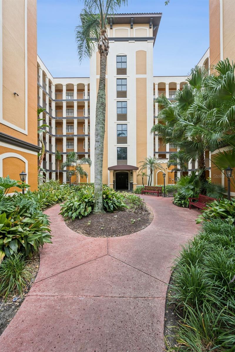 12538 FLORIDAYS RESORT DRIVE 109C