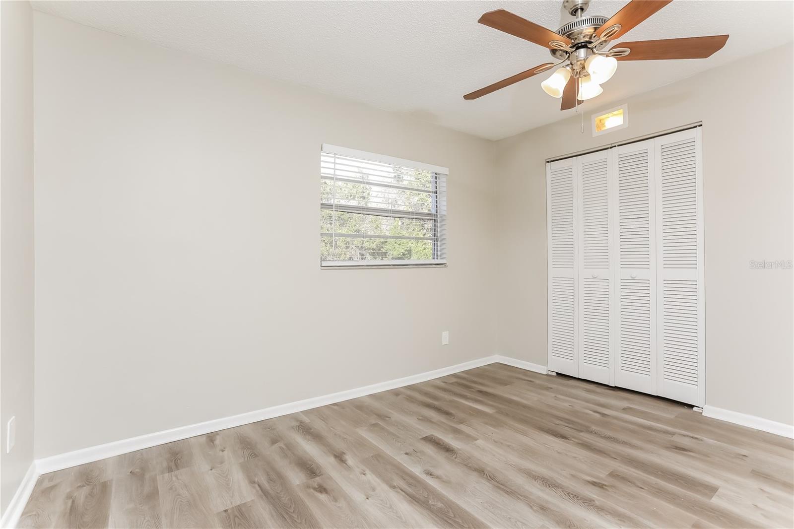 CRESTLAND EST - Residential Lease