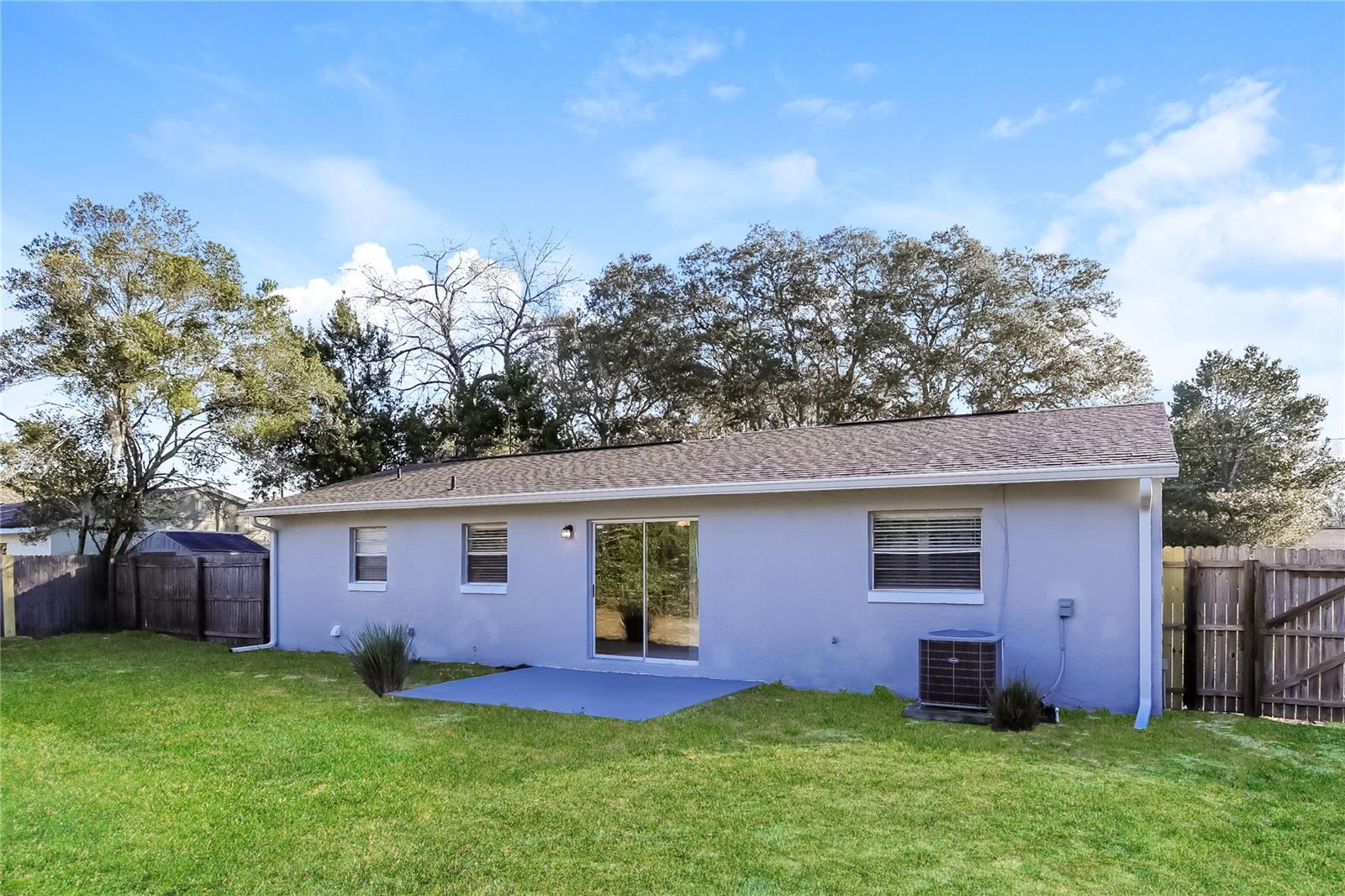 CRESTLAND EST - Residential Lease