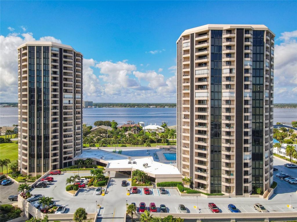 Photo of 1 Oceans West Boulevard #5A4, Daytona Beach, FL 32118 (MLS # V4945480)
