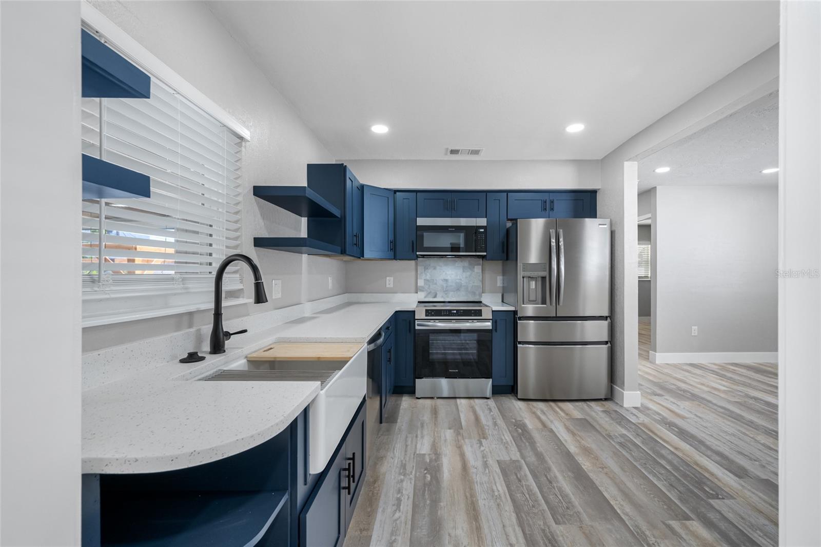 ST PETERSBURG BEACH REP - Residential