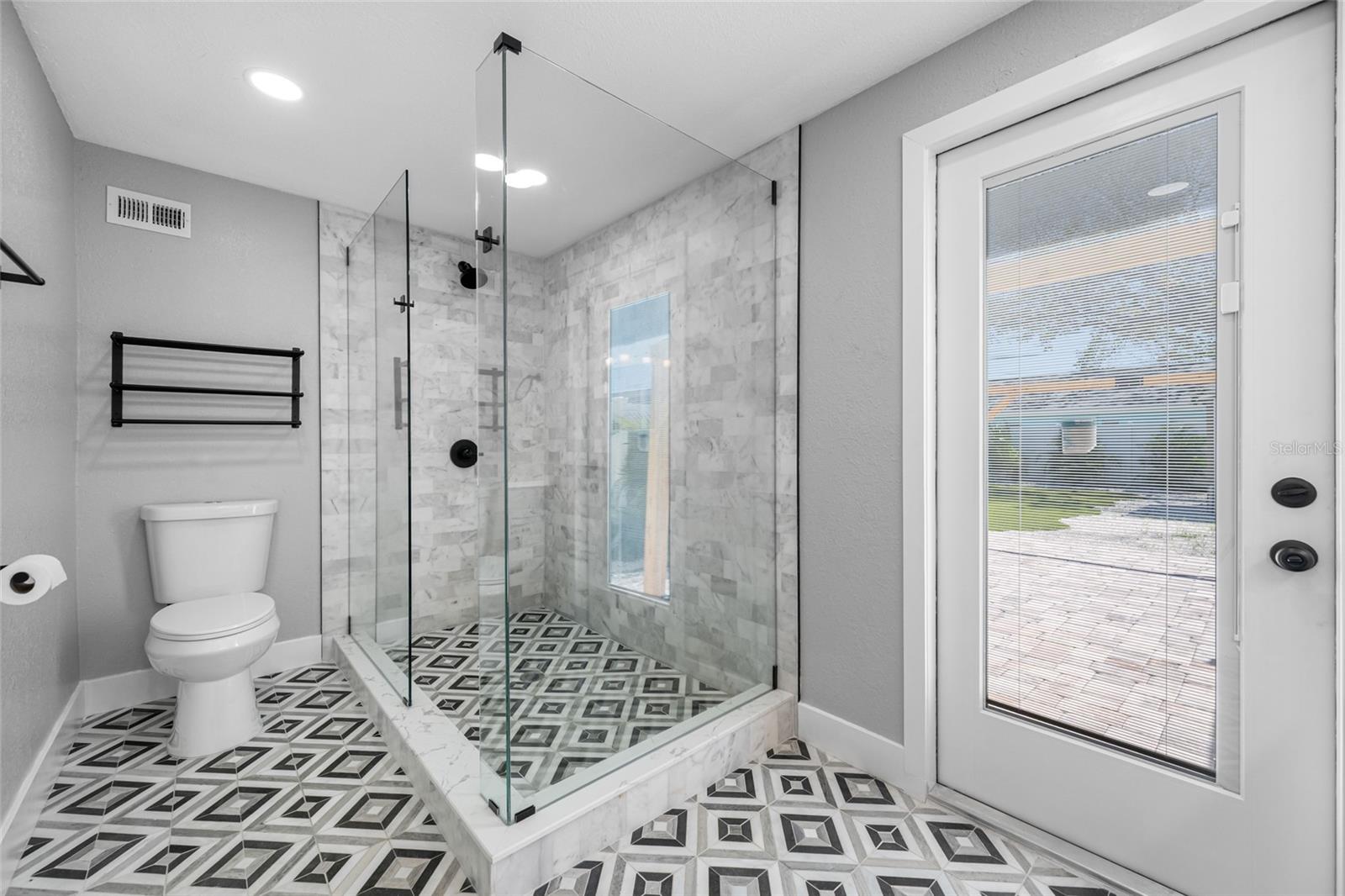 ST PETERSBURG BEACH REP - Residential