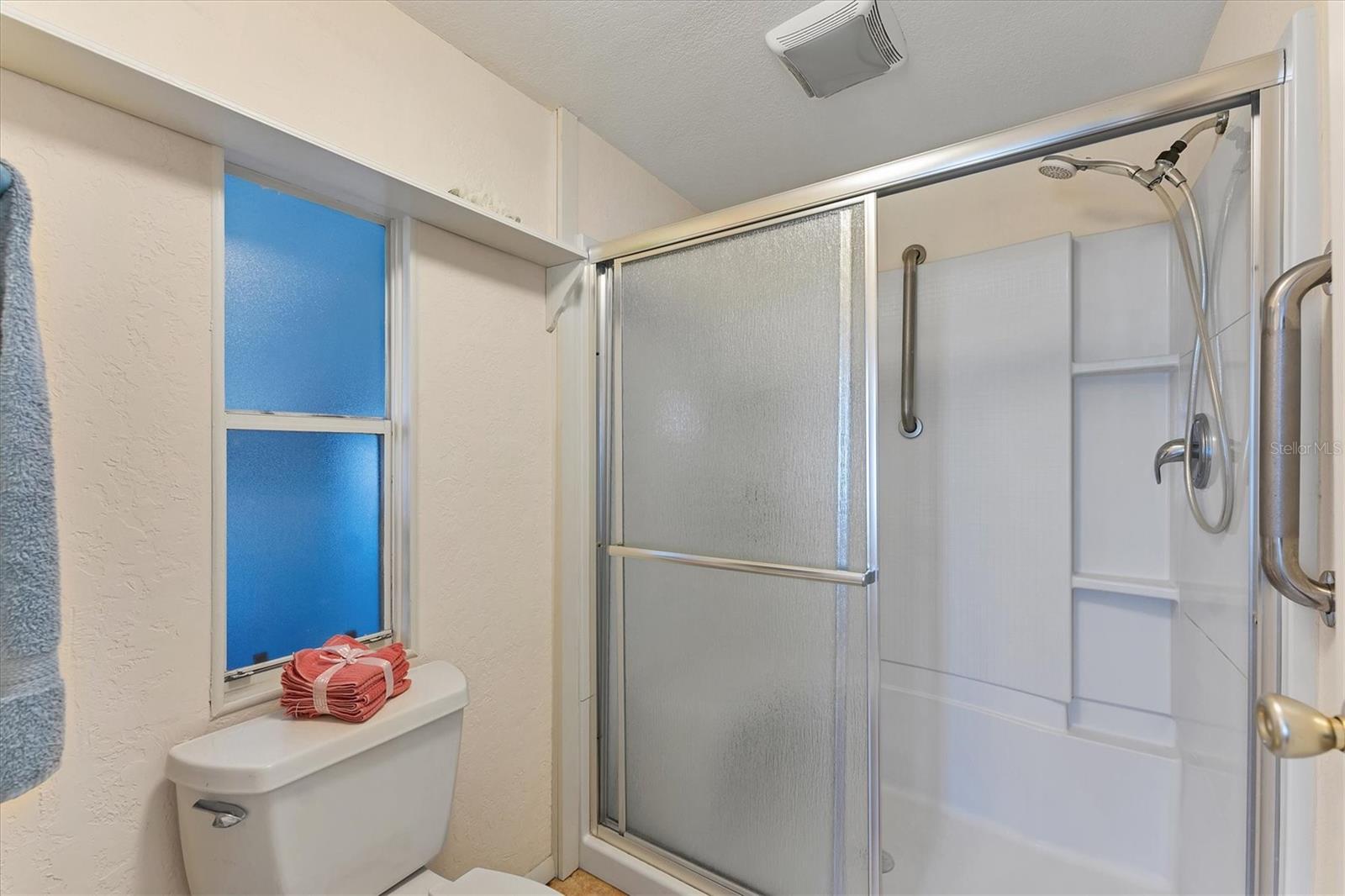 TANGERINE WOODS - Residential