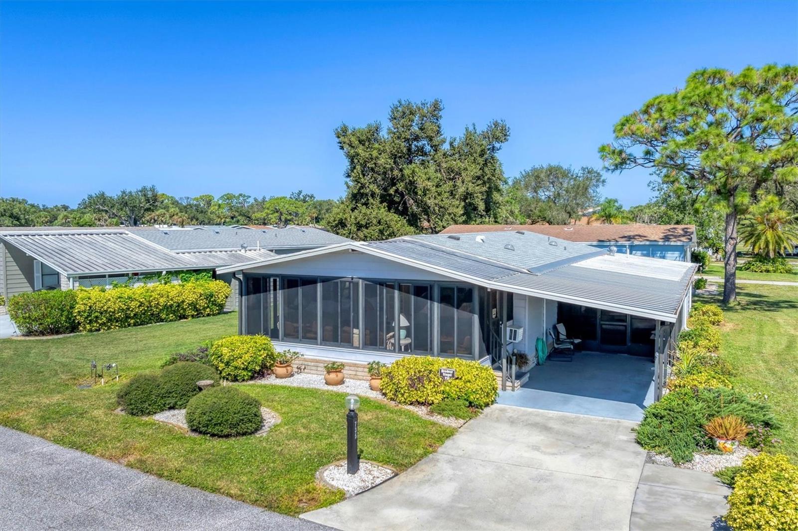 TANGERINE WOODS - Residential