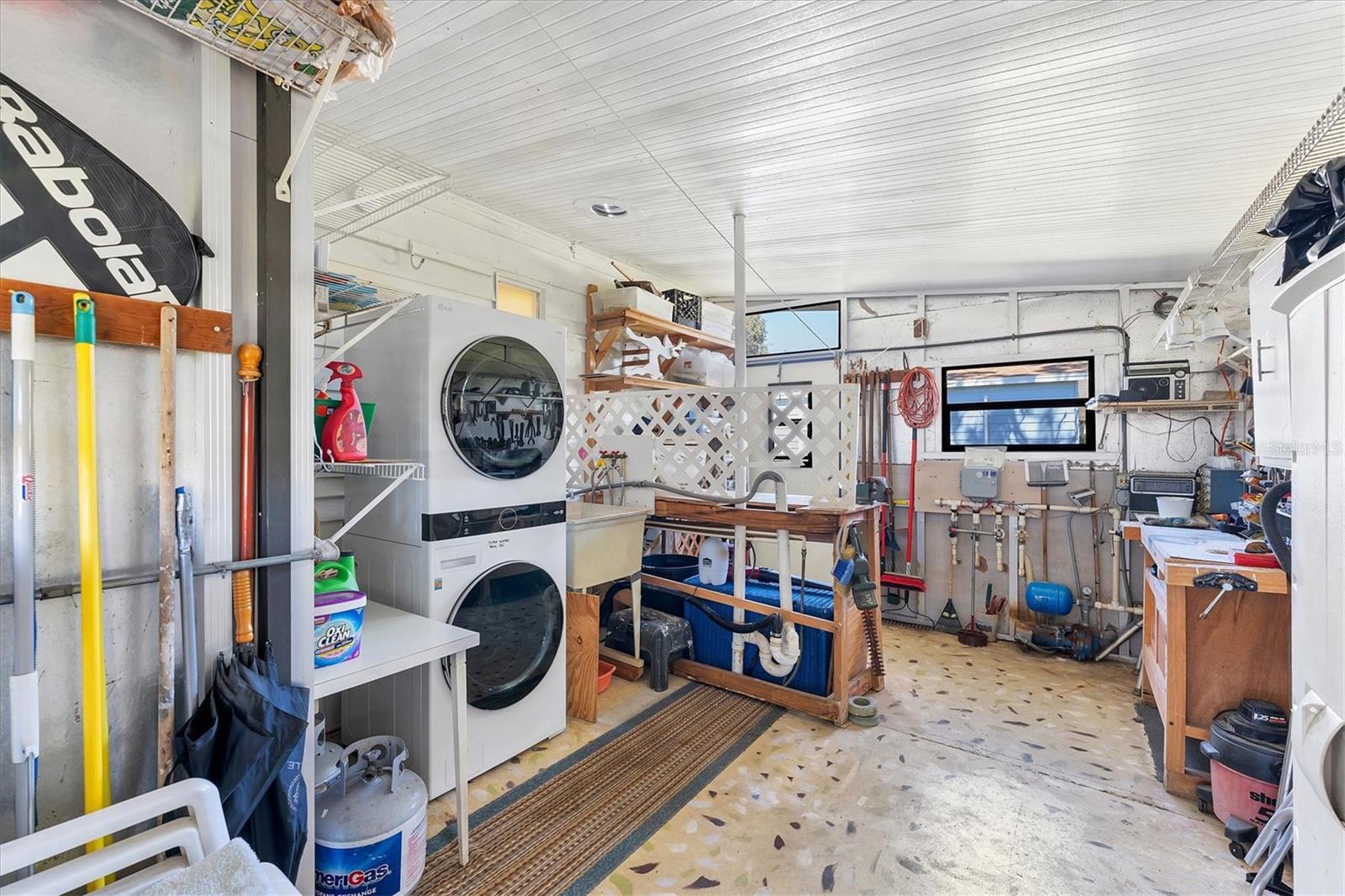 TANGERINE WOODS - Residential