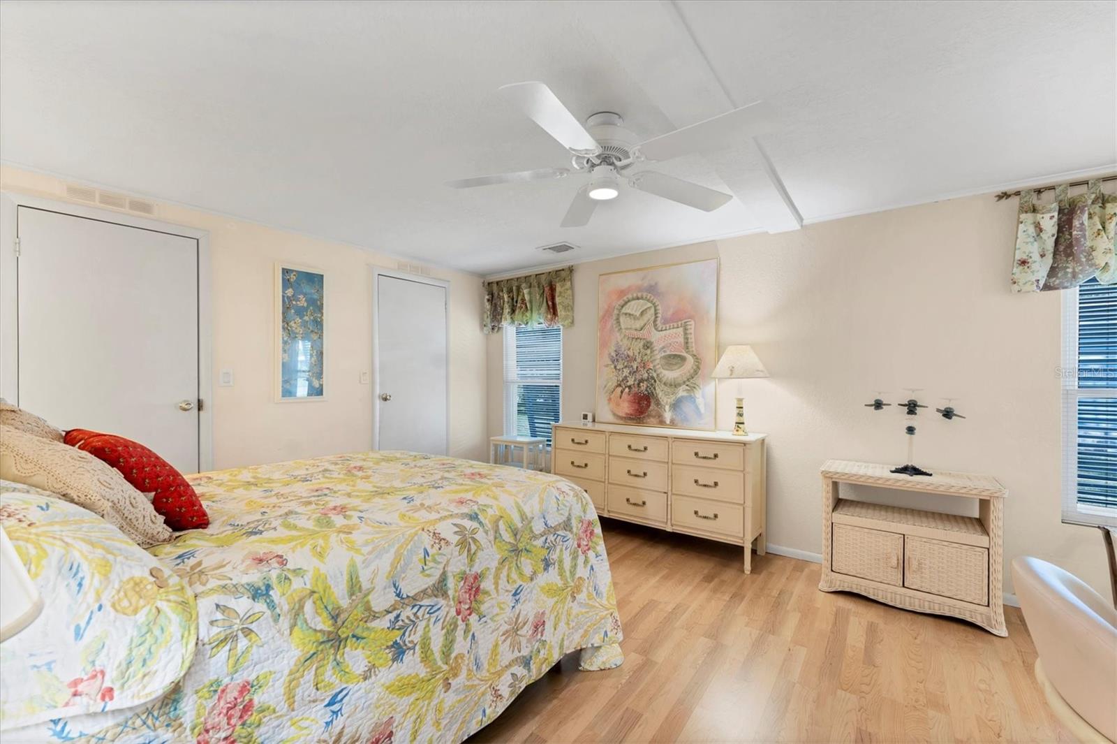 TANGERINE WOODS - Residential