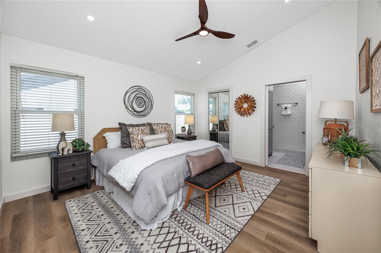 LAKEWOOD SHORES SUB - Residential