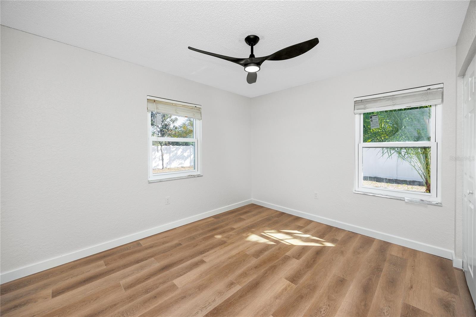 LAKEWOOD SHORES SUB - Residential