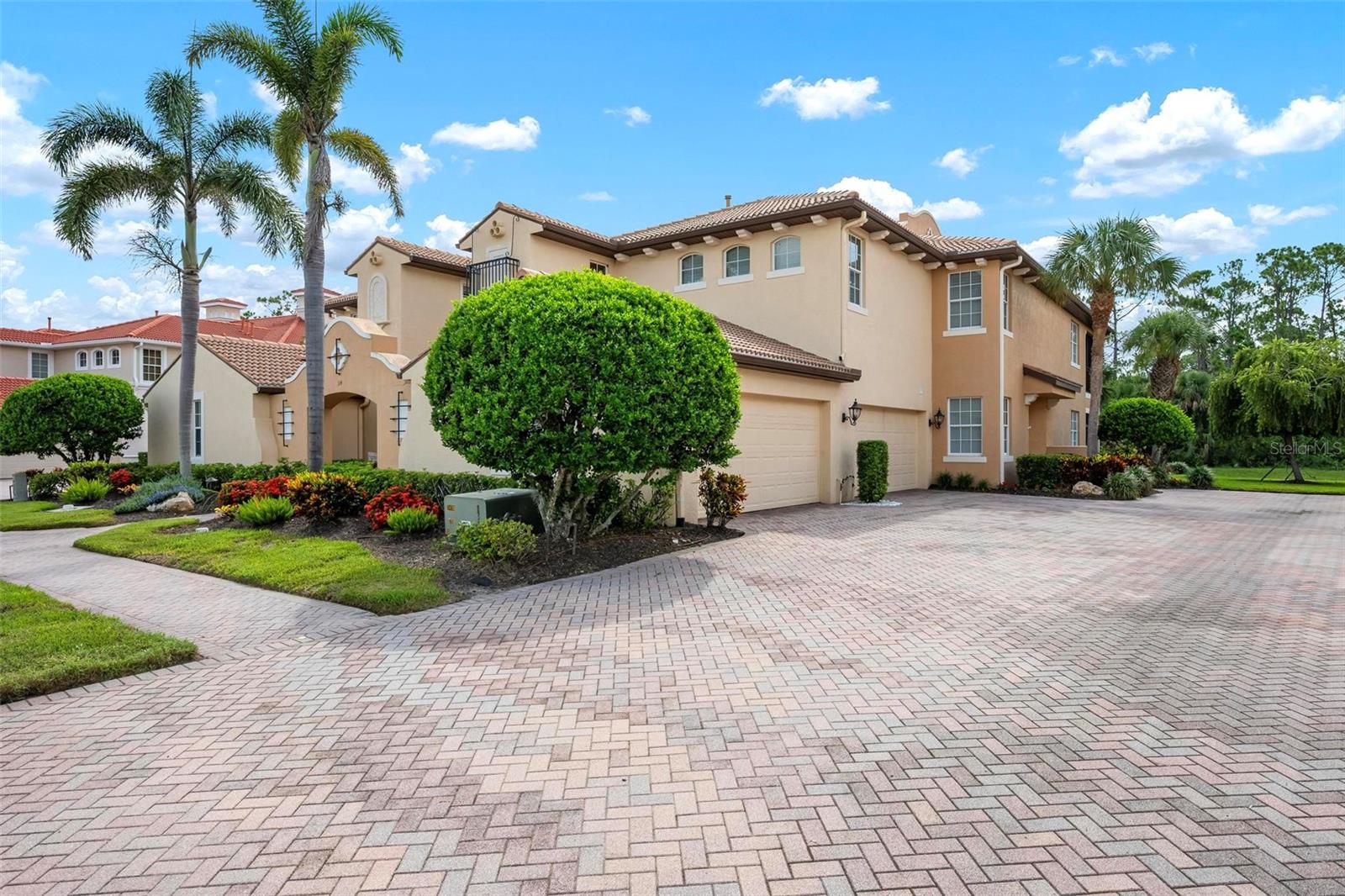114 BELLA VISTA TERRACE 6C