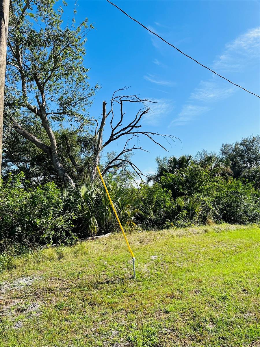 PORT CHARLOTTE SUB 16 - Land