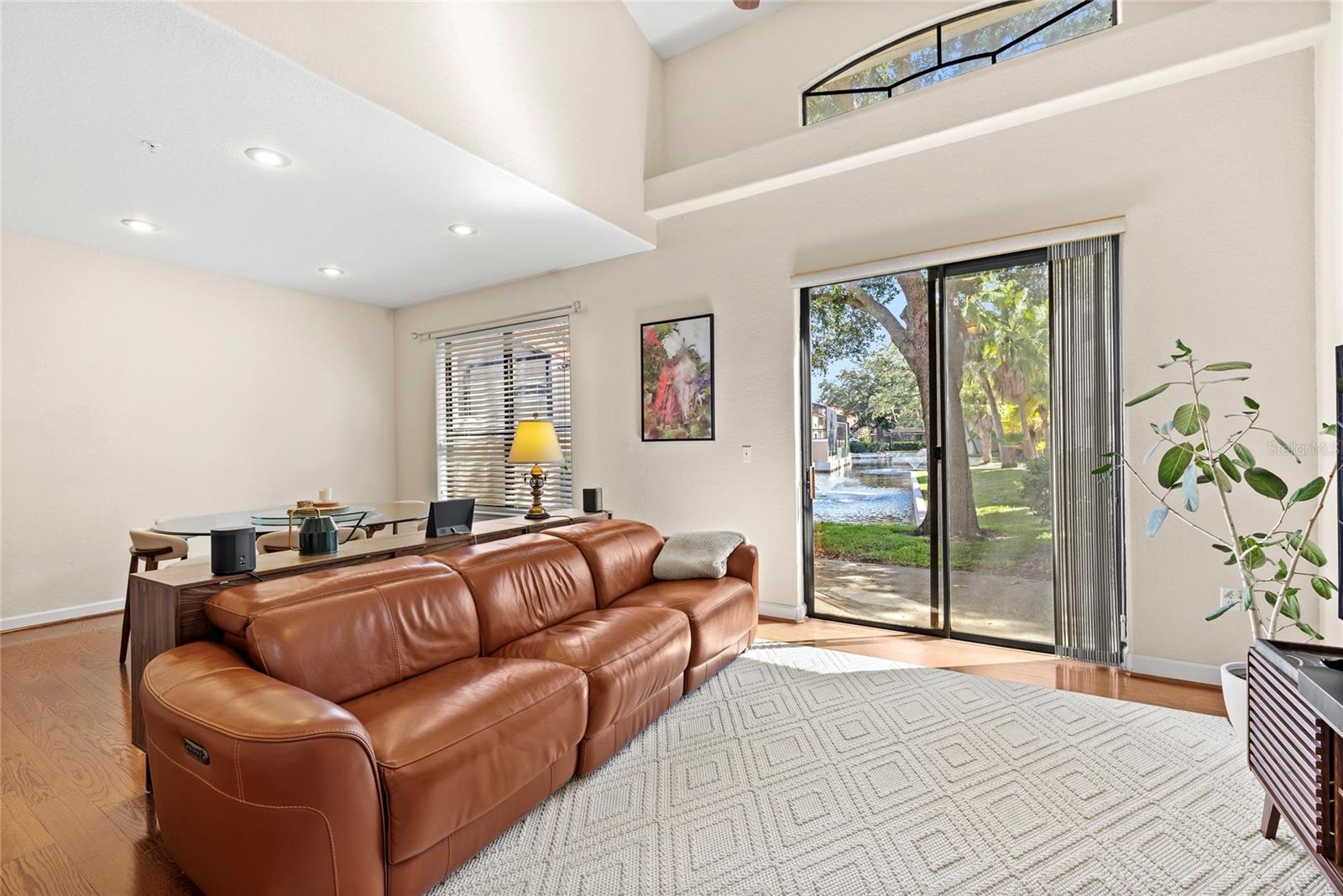 1010 WINDERLEY PLACE 100