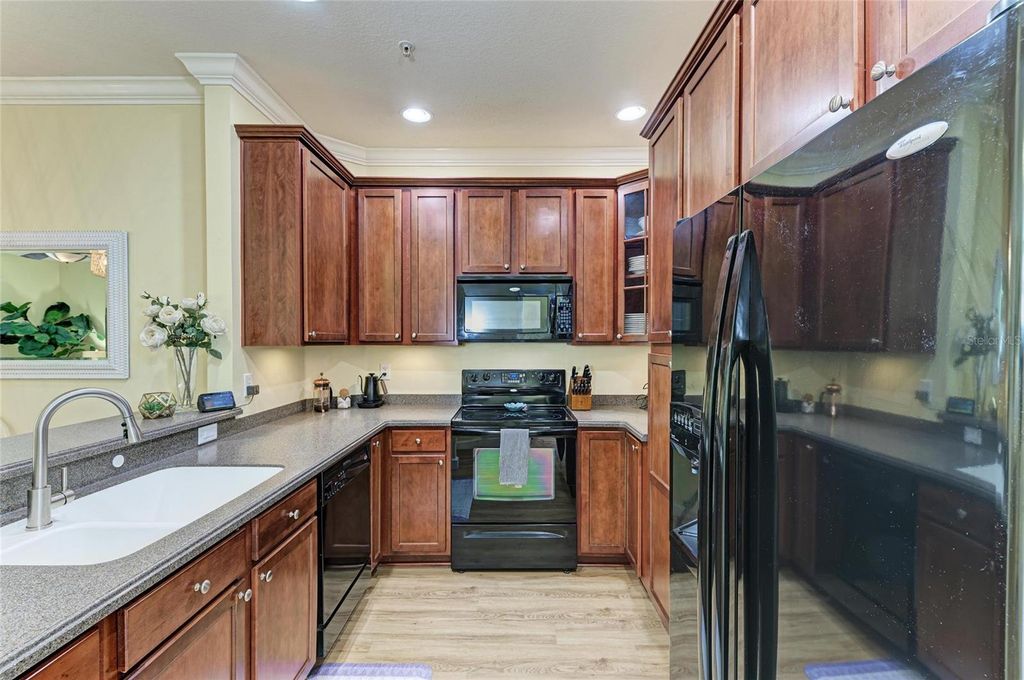 Photo of 8015 Limestone Lane #15-101, Sarasota, FL 34233 (MLS # A4666026)
