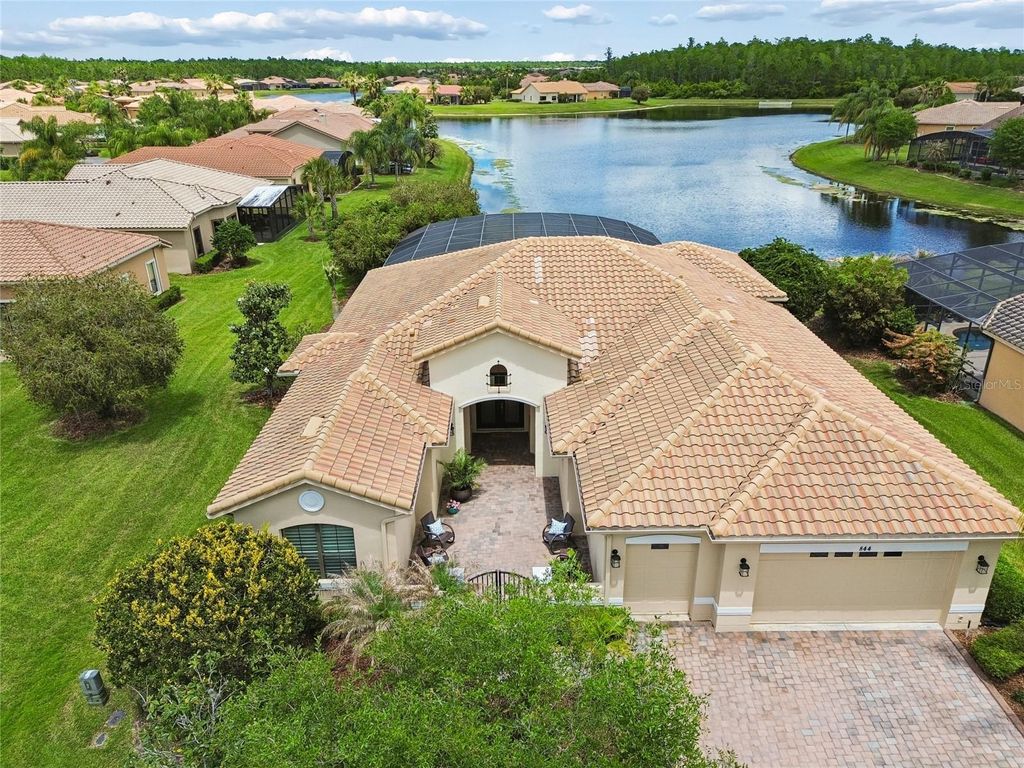 Photo of 844 San Raphael St, Poinciana, FL 34759 (MLS # S5148627)