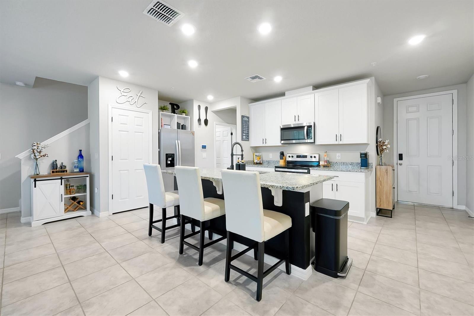 GREENS/FRST LAKE PH 1 - Residential