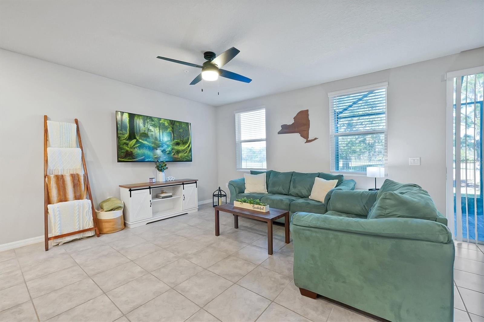 GREENS/FRST LAKE PH 1 - Residential