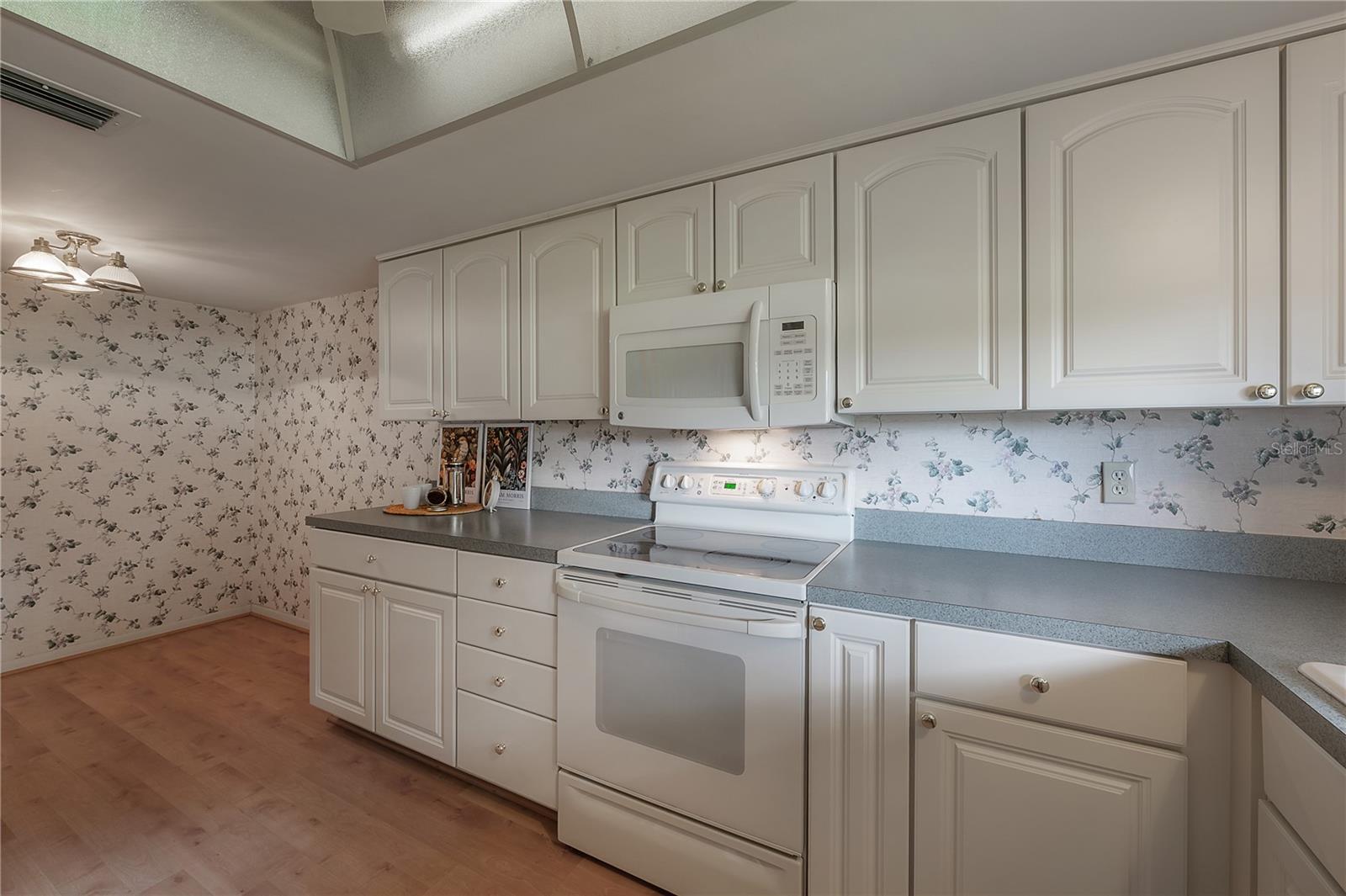 MONACO GARDENS UNIT ONE - Residential