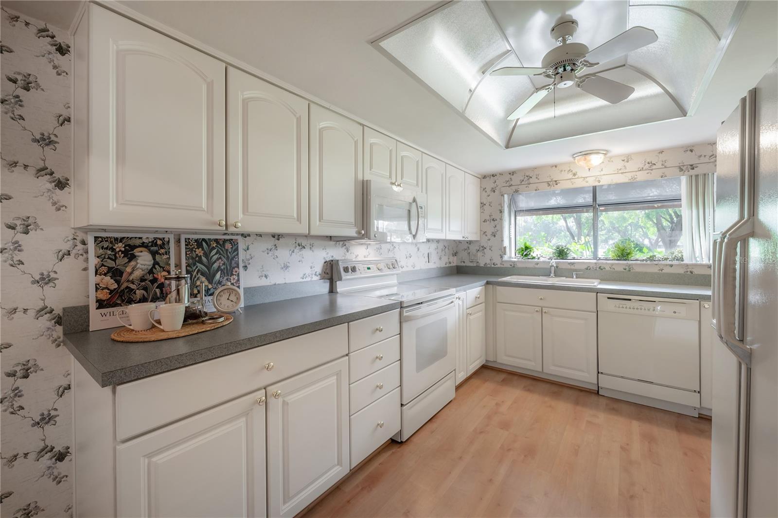 MONACO GARDENS UNIT ONE - Residential