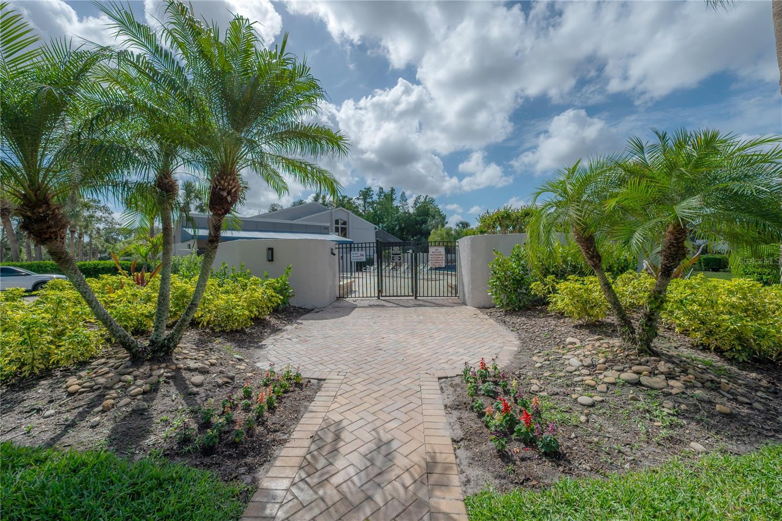 MONACO GARDENS UNIT ONE - Residential