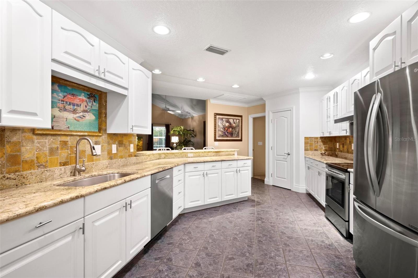 FLORAL VILLA PARK - Residential