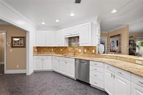 FLORAL VILLA PARK - Residential