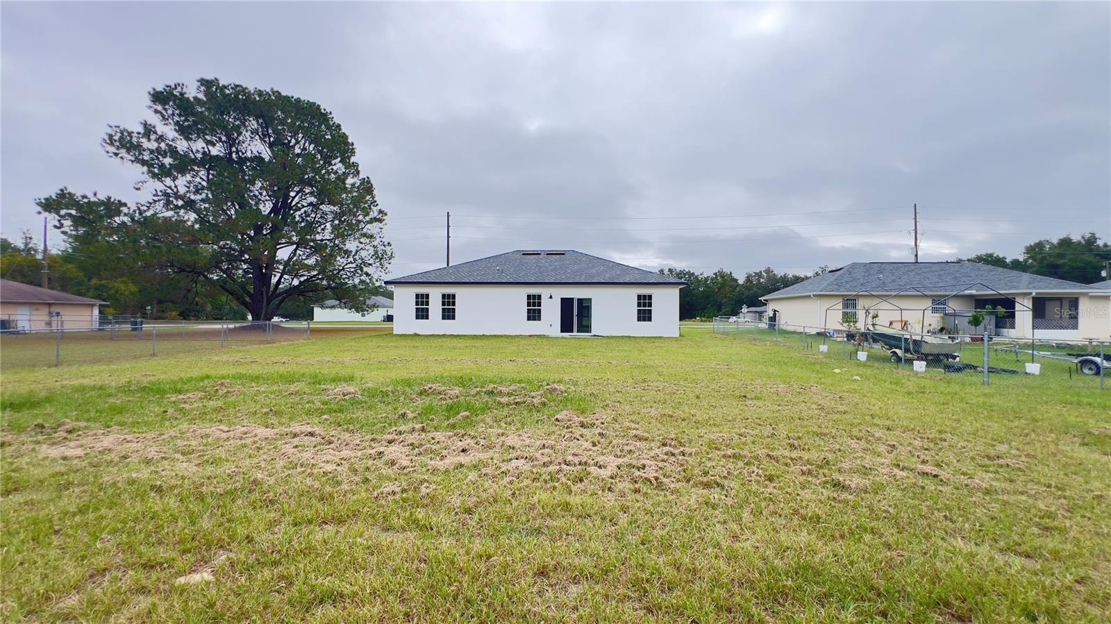 MARION OAKS UN 04 - Residential Lease